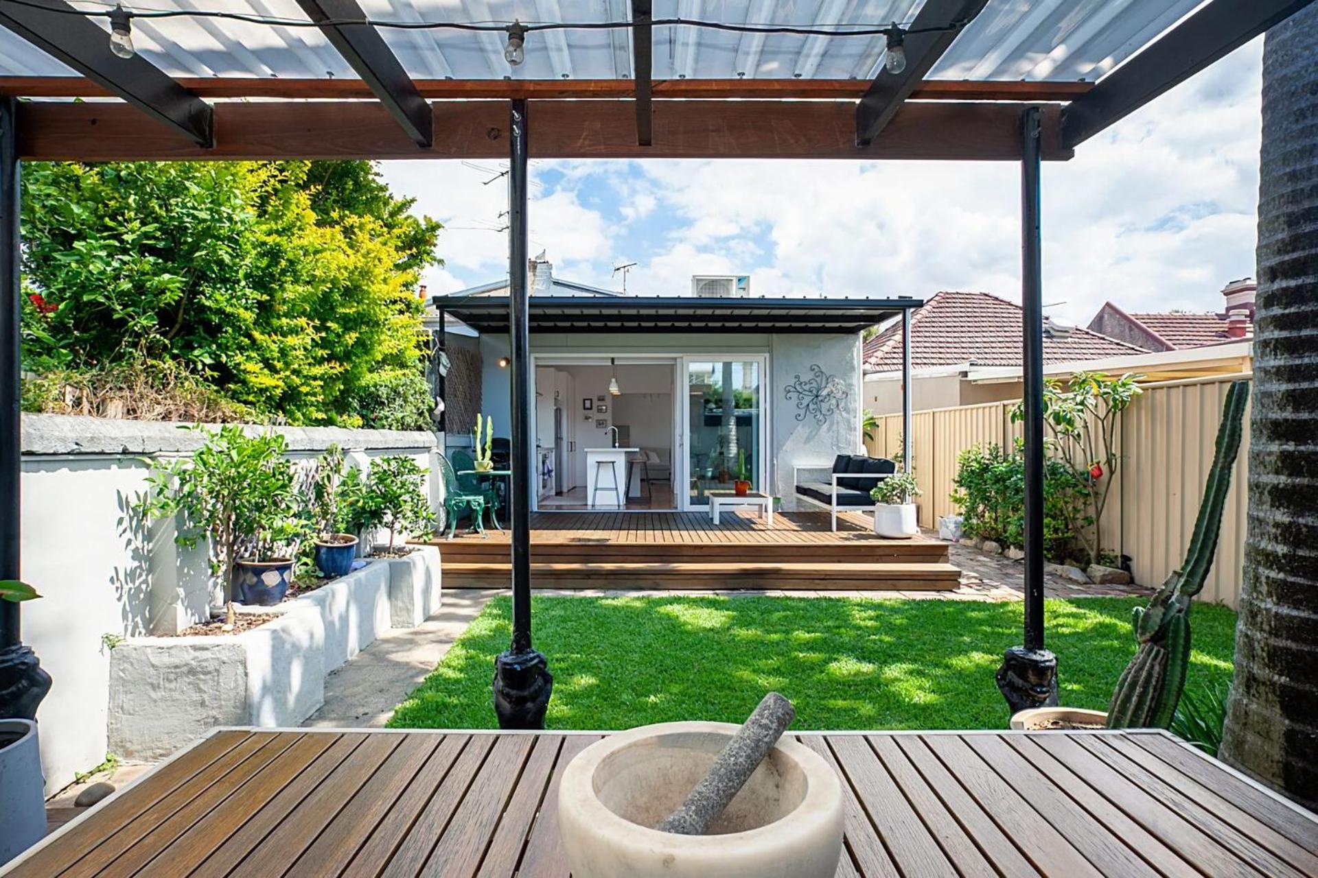 Garden Oasis Sydenham Villa Sydney Exterior photo
